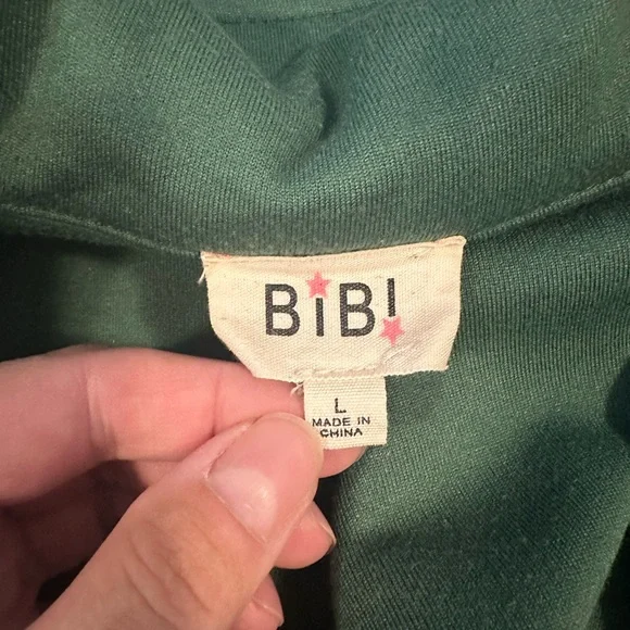 🌼Fleece Green Shacket🌼 - Picture 2 of 5